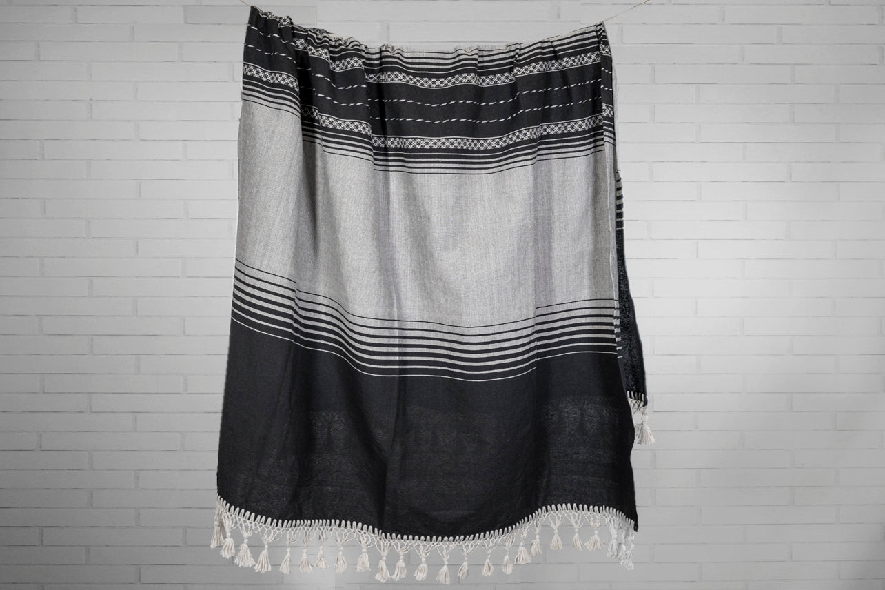 Mexican Handloomed Blanket - Black & White