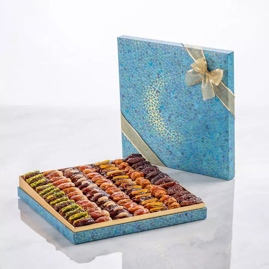 Ramadan Exclusive, Crescent Gift Set Extra-Large Blue Filled Dates